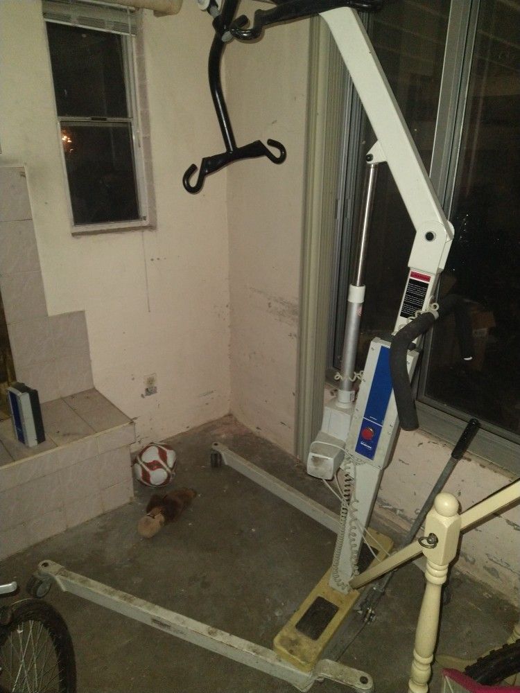 Hoyer Lift