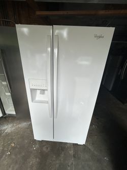 Whirlpool Refrigerator 