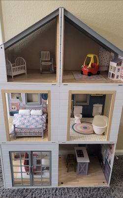 Little Tikes Dollhouse