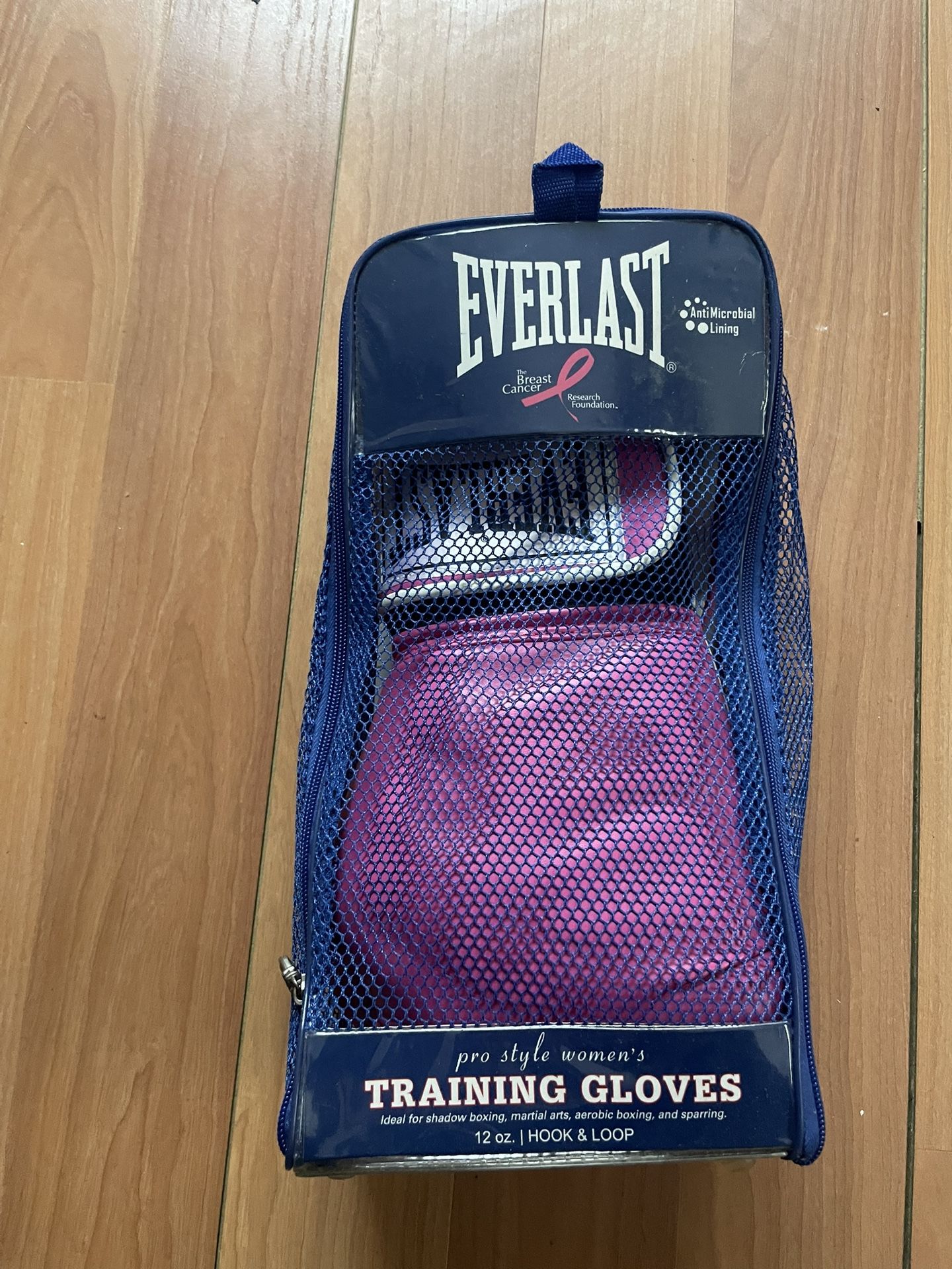 New Everlast Pink Breast Cancer Gloves