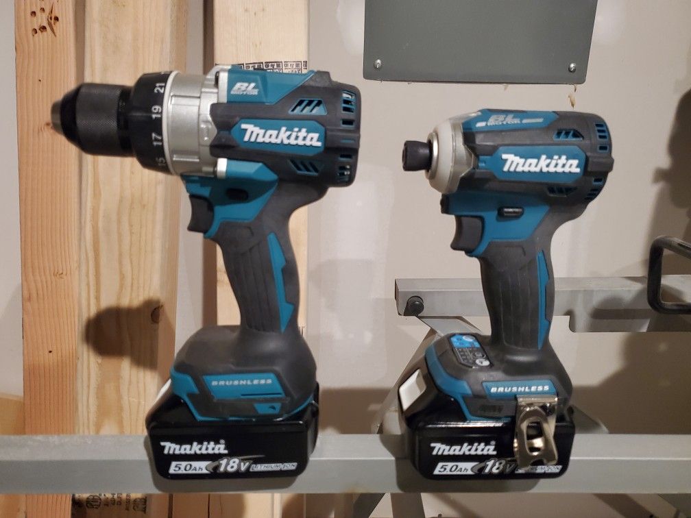 Makita XPH14 Hammer Drill XDT16 Impact Driver Kit w 2 5.0 Ah