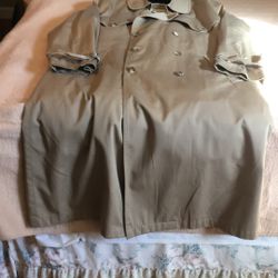 Man’s Raincoat/Overcoat