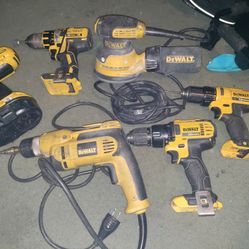 DeWalt 5 Drills & D/A Sander All Work
