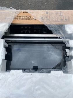 FRONT / AVAN BUILT-IN MICROWAVE FOUR À MICRO-ONDES ENCASTRÉ