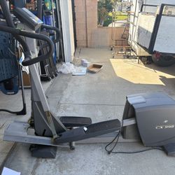 NordicTrack CX 998 Elliptical Machine