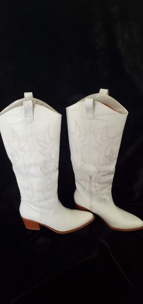 New $30 White Boots Women Size 10 Western Embroided Cowboy Pointed Toe 