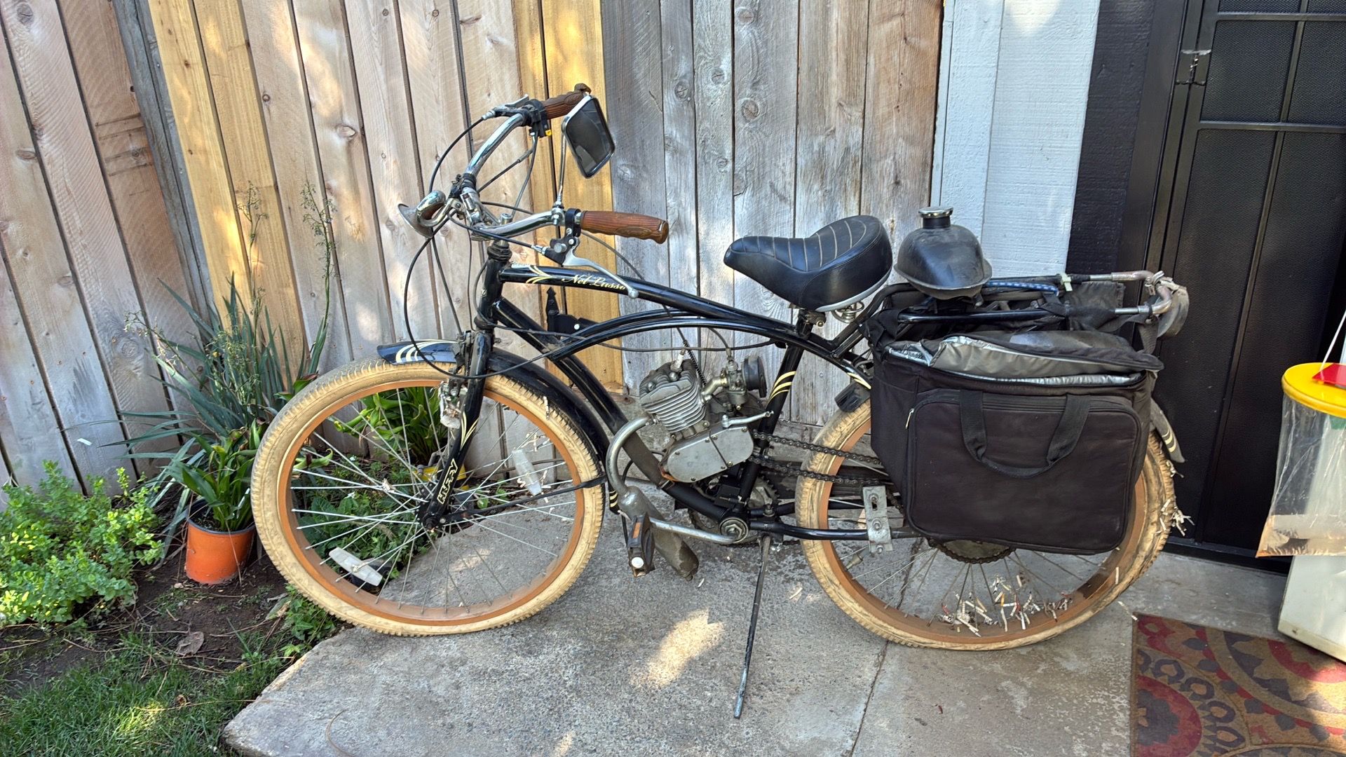 Nel lusso motorized bike