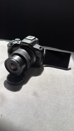 Canon eos R50 camera