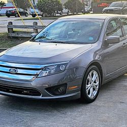 2012 Ford Fusion SE