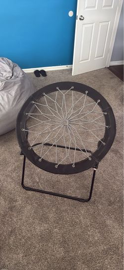 Black Folding Bungee Chair