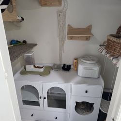 Cat Wood Litter Box Dresser Station