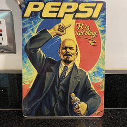 Rare 1970s Pepsi Ad:Lenin Holding Pepsi Bottle w/Slogan "It is real thing!" 