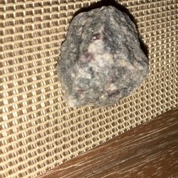 Ruby Or garnet 
