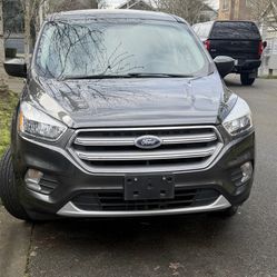 2017 Ford Escape $4,500 Obo