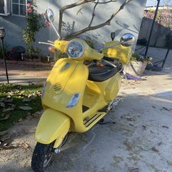 2007 Vespa lx125