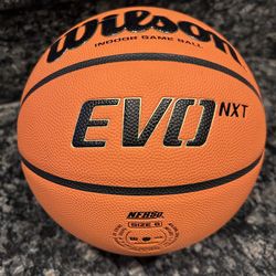 Wilson EVO NXT Indoor Game Ball – Size 6 – NCAA Official