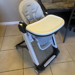 Peg Perego Siesta High Chair, Gray