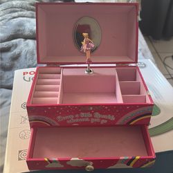 Caja de Joyería Musical Ballerina – Usada, Perfecta para Niñas
