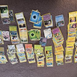 Poke’Mon Cards Galore