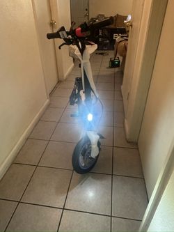 JETSON BOLT X ELECTRIC RIDE-ON NEVER USED