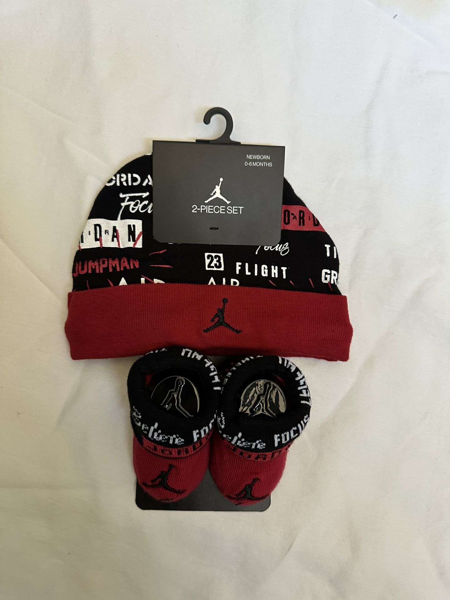 Nike Air Jordan Graphic Hat and Booties 2-Piece Set Newborn 0-6 Mon