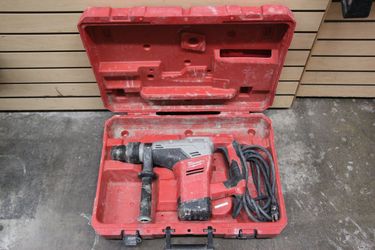 Milwaukee 5317-20 SDS Max Rotary Hammer Drill 1-9/16"