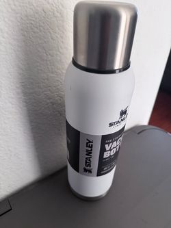 Stanley Thermos / Vacuum Bottle 1.4qt $30