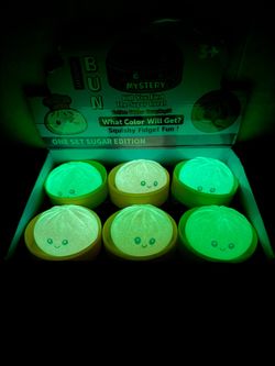 GLOW IN THE DARK Squishy Bun Sugar Edition Fidget Toys