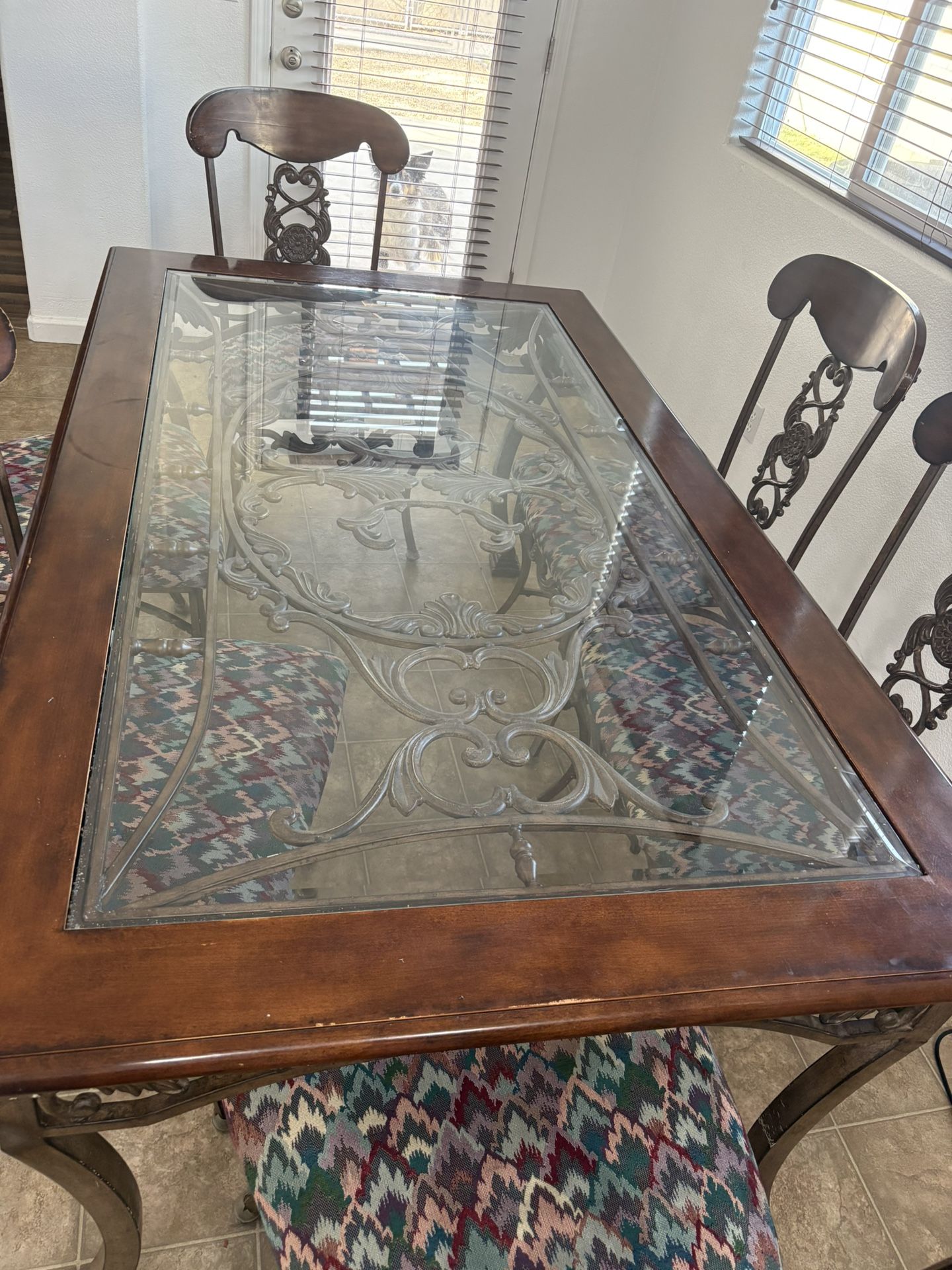 Dining Table With Chair 