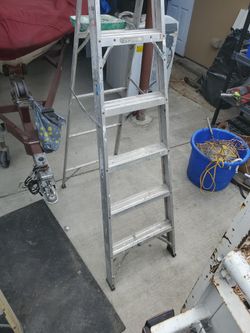 6 Feet Step Ladder 