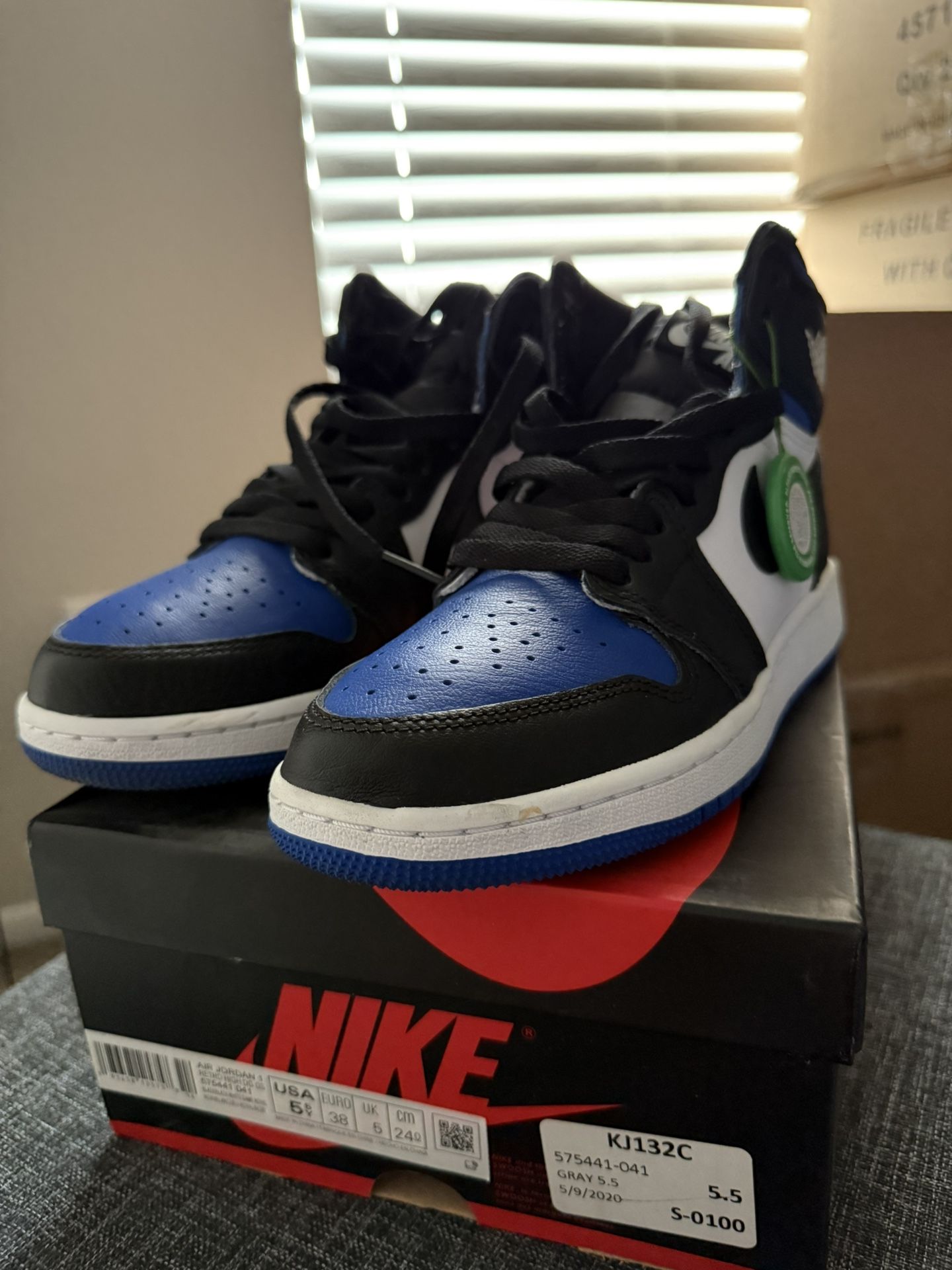 NIKE AIR JORDAN 1 RETRO HIGH OG ROYAL TOE GS
