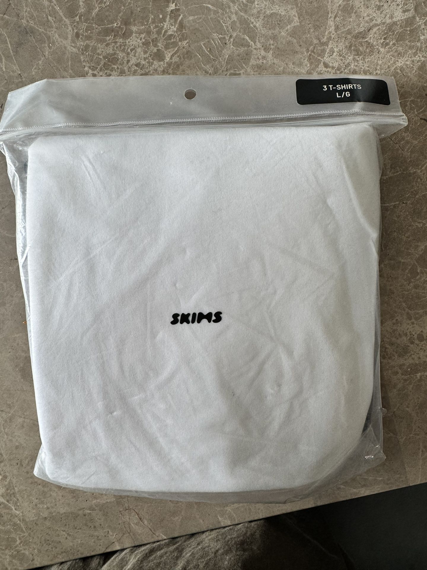 Skims T-shirts