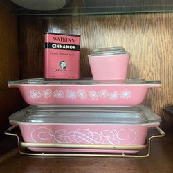Vintage Pink Pyrex Bowls And Casserole Dishes Set 