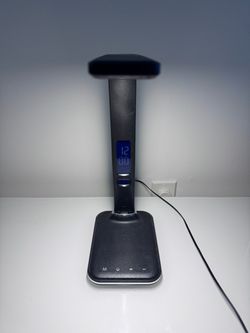 Desk Lamp w/ Wireless Charger
