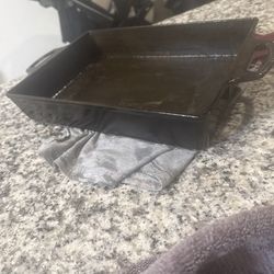 Bakeing pan cast iron