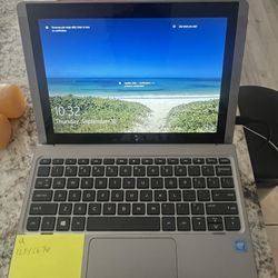 Laptop/Tablet -HP Pavilion x2 10" Detachable 2-in-1  – 32GB, Windows 10  looks new