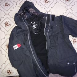 686 L