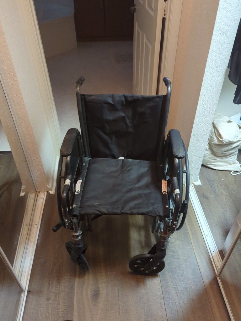 Wheel Chair Full Size
