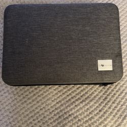 Massaging/ Heat Gun By Aura