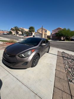 2012 Hyundai Elantra