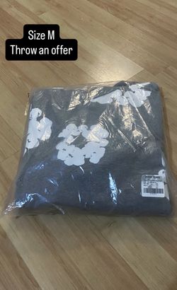 Gray Denim Tear Size L