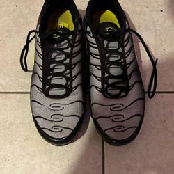 Size 13 Nike Vapor Air 