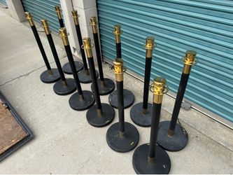 Stanchions - crowd control