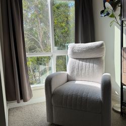 Boucle Rocking Chair – Accent Chair/ Nursery – Like New