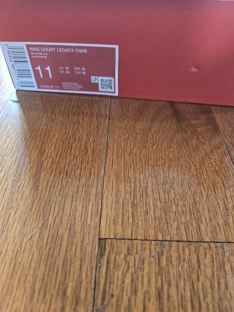 Nike Court Legacy