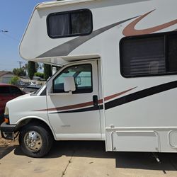 RV Mototrhome 2013 Chevy Forest River FORESTER