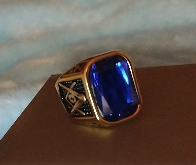 Masonic BLUE CZ Wedding Ring sz. 10.75