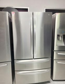 LG 4‑Door French Door Fridge – Stainless, Ice Maker, Clean
