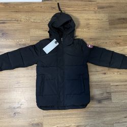 Canada Goose Macmillan Black Coat Size Medium 