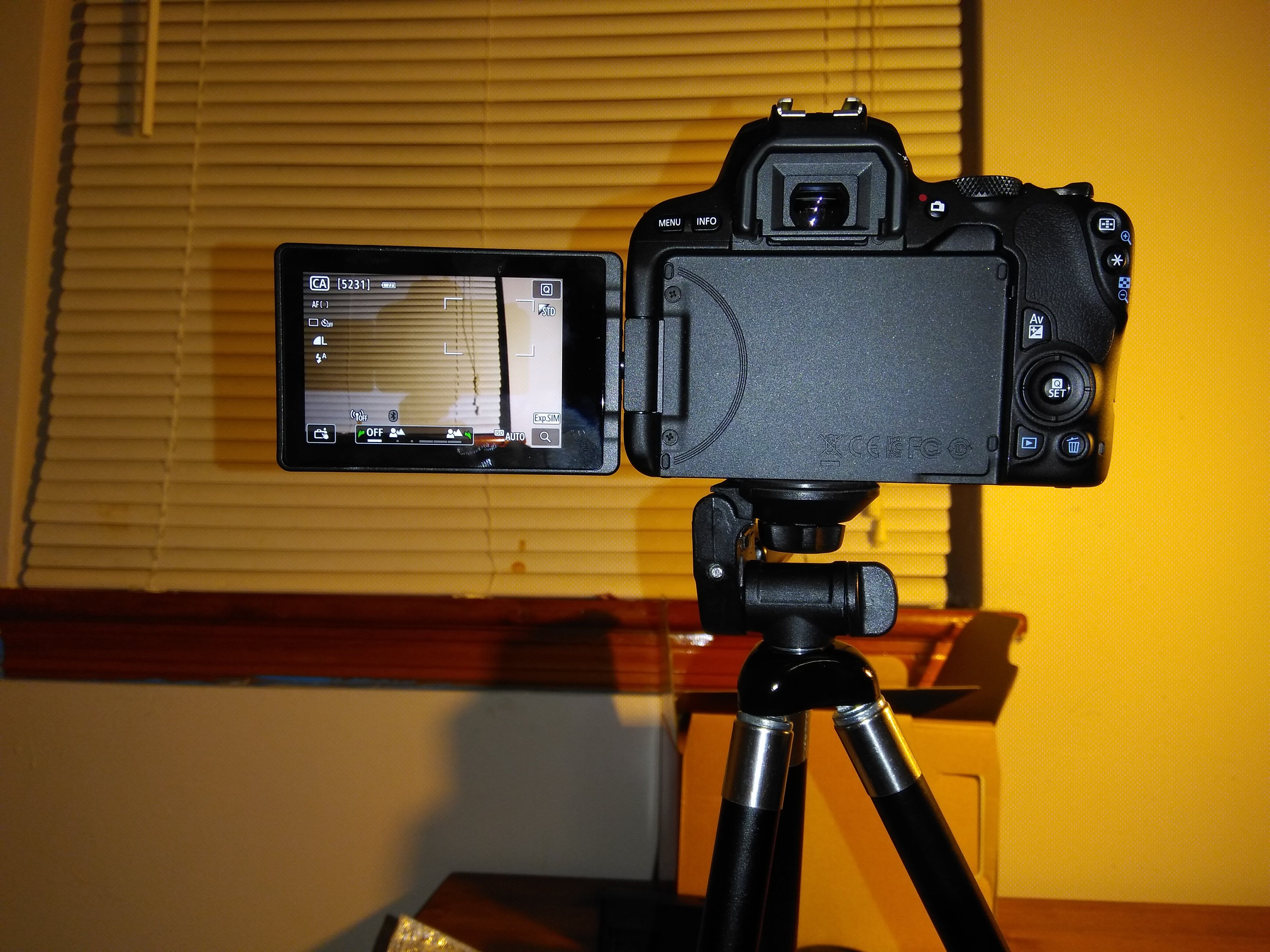 Canon EOS Rebel SL2 DSLR Camera w/ EF-S 18-55mm Lens